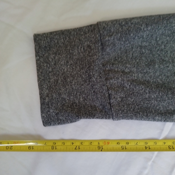 Jason Wu Women's Long Sleeve Athletic Shirt Cropped Gray Athleisure - Picture 7 of 8